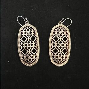 Kendra Scott drop earrings